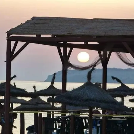 Penzion La Dama Bianca Bovo Marina Montallegro