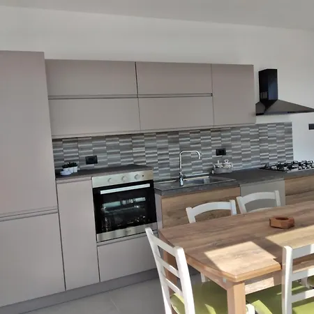 Guest house La Dama Bianca Bovo Marina Montallegro