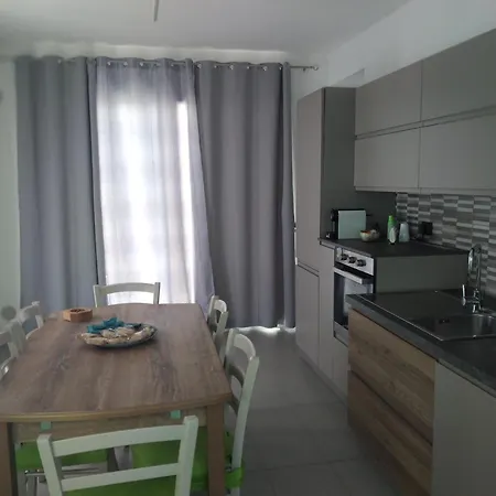 Gasthuis La Dama Bianca Bovo Marina