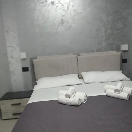 La Dama Bianca Bovo Marina Gasthuis Montallegro